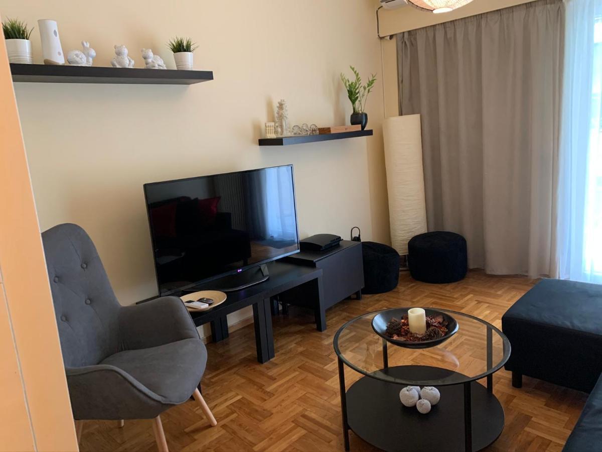 Renovated Cozy Apartment Near To Acropolis Atenas Exterior foto