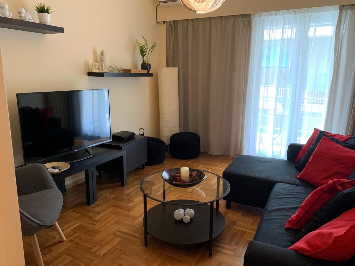 Renovated Cozy Apartment Near To Acropolis Atenas Exterior foto