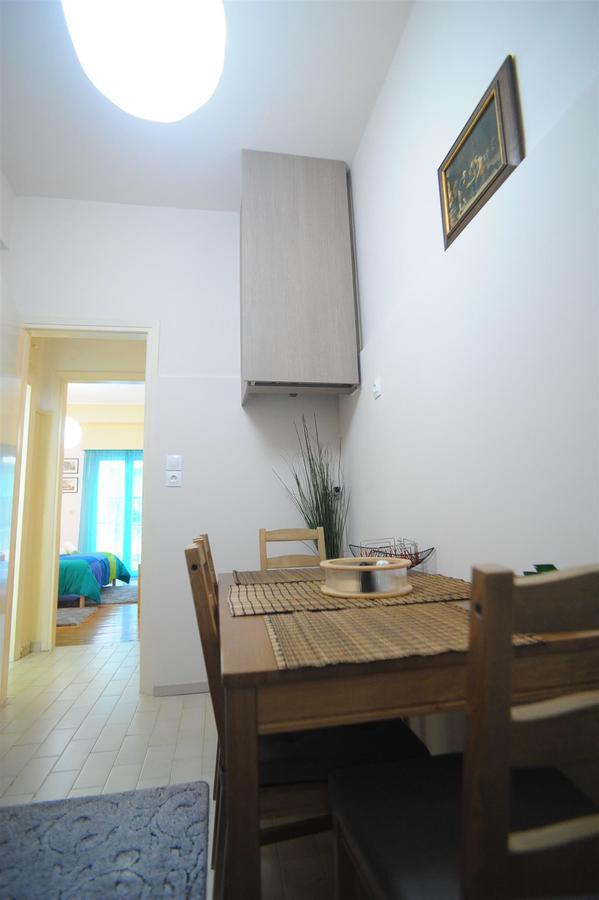 Renovated Cozy Apartment Near To Acropolis Atenas Exterior foto